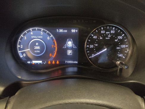 Used 2021 Nissan Kicks SV FWD image 23