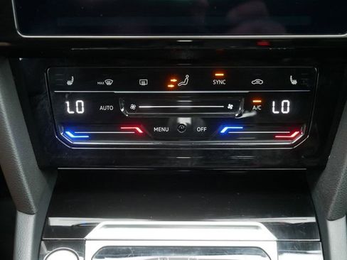 Used 2023 Volkswagen Arteon SEL w/ Arteon MDO Package image 29