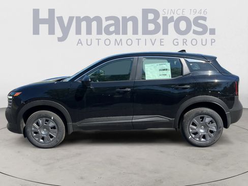 New 2026 Nissan Kicks S FWD image 5