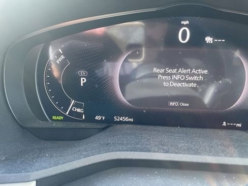 Used 2024 MAZDA CX-90 Plug-In Hybrid w/ Premium Plus image 19