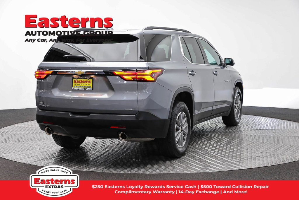 Used 2023 Chevrolet Traverse LT AWD/4WD image 6