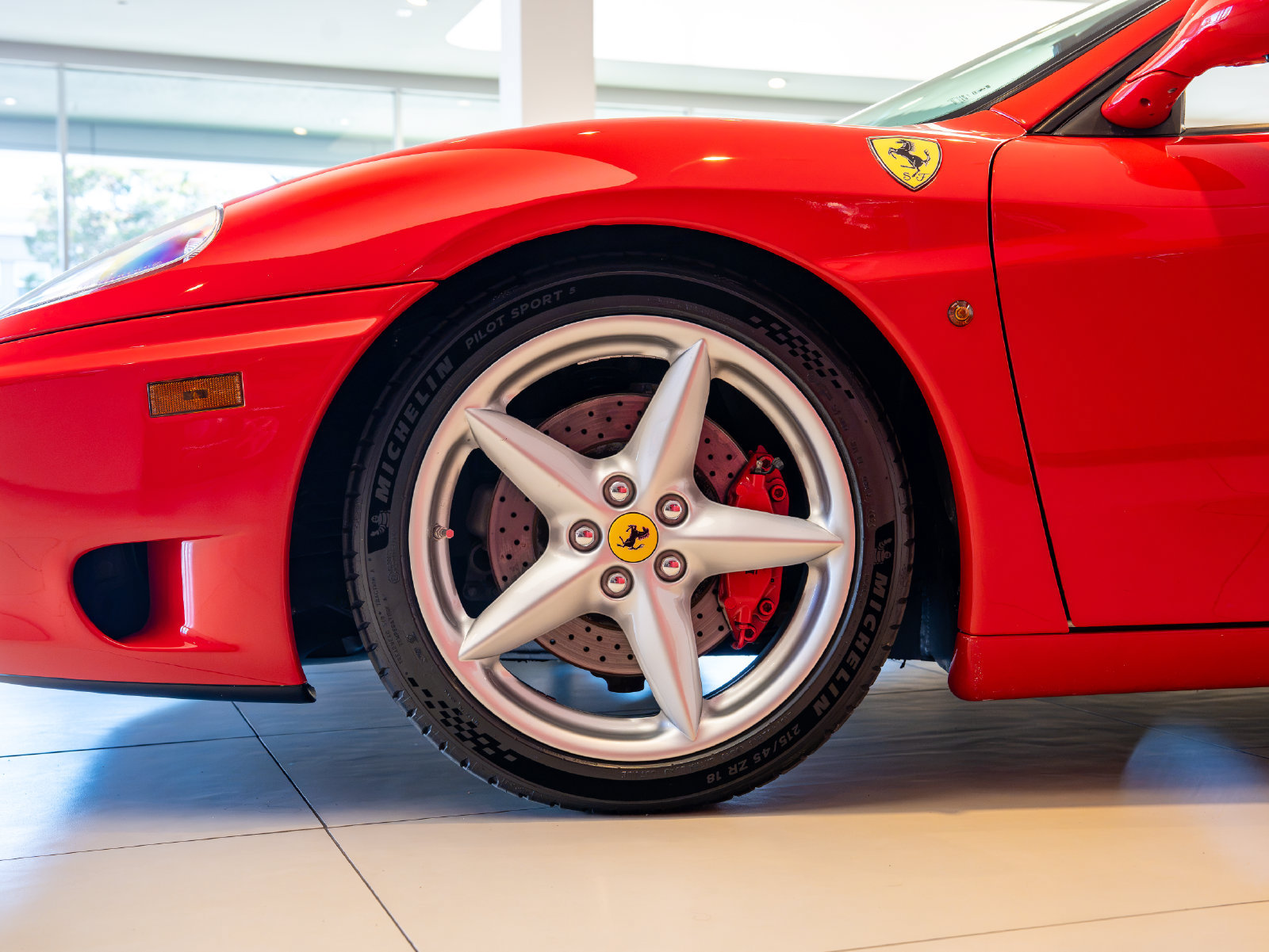 Used 2001 Ferrari 360 Spider RWD image 3