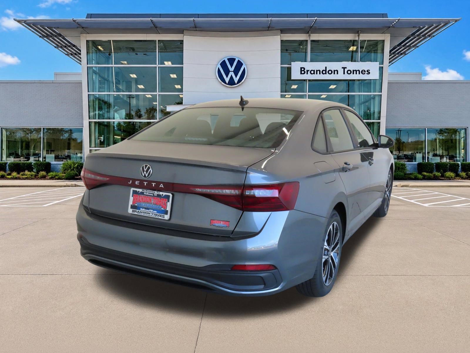 Used 2026 Volkswagen Jetta Sport FWD image 3