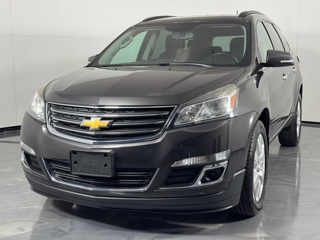 Used 2017 Chevrolet Traverse LT w/ Style and Technology Package AWD/4WD image 10