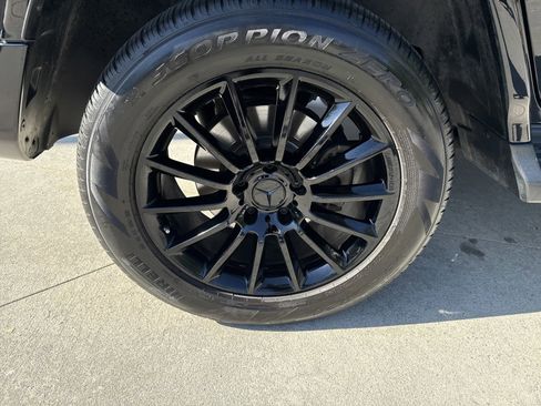 Used 2023 Mercedes-Benz G 550 image 26