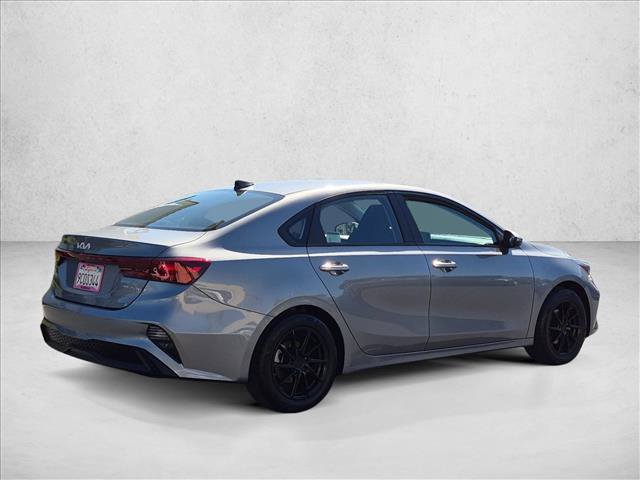 Used 2022 Kia Forte LXS FWD image 5