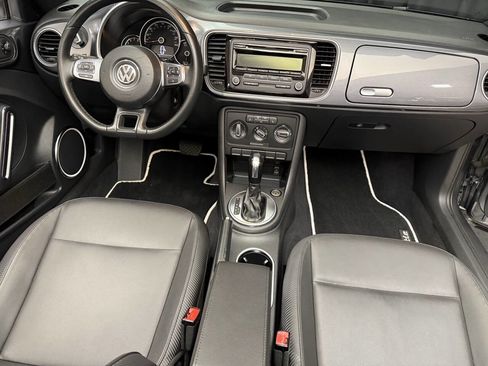 Used 2014 Volkswagen Beetle 2.5 image 17