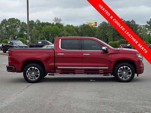 Used 2024 Chevrolet Silverado 1500 High Country w/ Technology Package AWD/4WD image 6