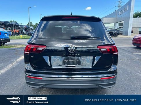 Used 2022 Volkswagen Tiguan SE FWD image 7