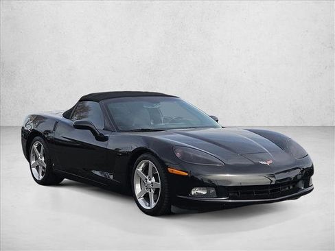 Used 2006 Chevrolet Corvette Convertible w/ Preferred Equipment Group image 3