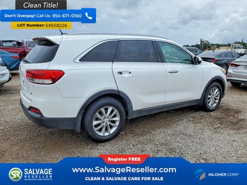 Used 2018 Kia Sorento FWD V6 image 4