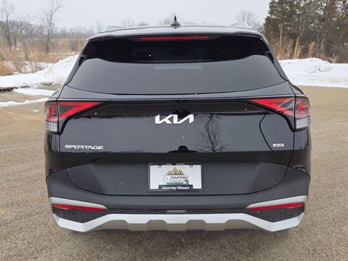 Used 2024 Kia Sportage EX image 13