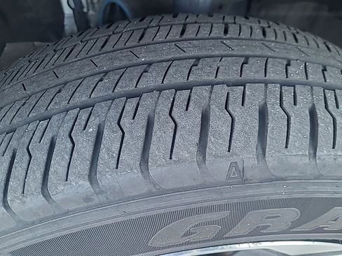 Used 2023 Toyota RAV4 SE image 25