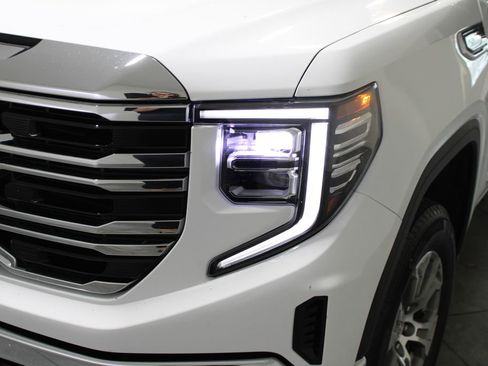 Used 2025 GMC Sierra 1500 SLT image 54