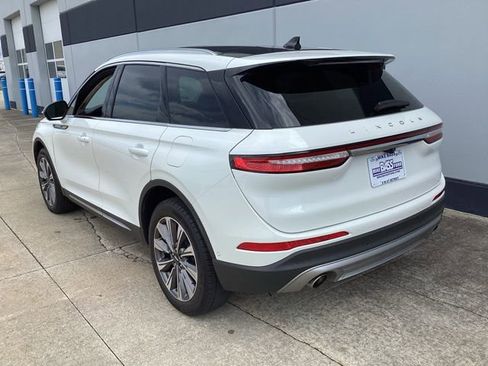 Used 2022 Lincoln Corsair Reserve w/ Equipment Group 201A image 11