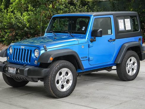 Used 2016 Jeep Wrangler Sport AWD/4WD image 3