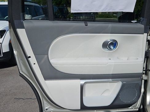 New 2026 Hyundai Ioniq 9 Calligraphy image 15