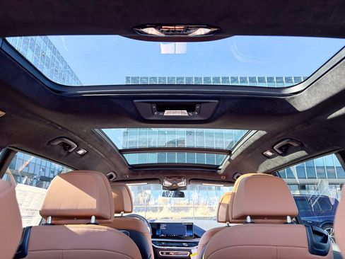 New 2026 BMW X7 xDrive40i w/ M Sport Package image 8