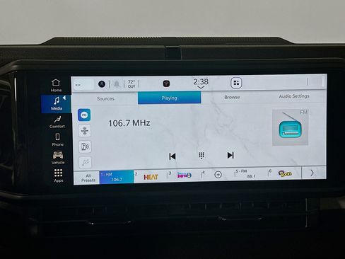 Used 2025 Jeep Wrangler Willys image 19