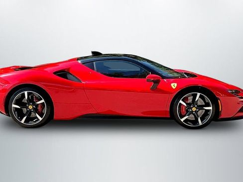 Used 2022 Ferrari SF90 Stradale AWD/4WD image 4