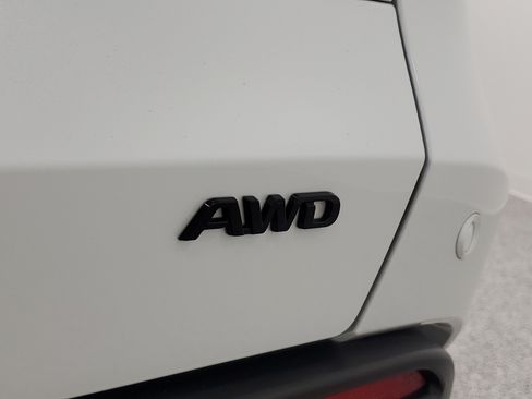 Certified 2025 Toyota bZ4X AWD image 7