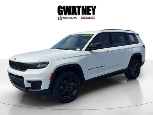 Used 2024 Jeep Grand Cherokee L Laredo AWD/4WD image 7