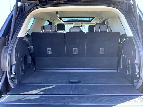 Used 2025 Ford Expedition Active image 9