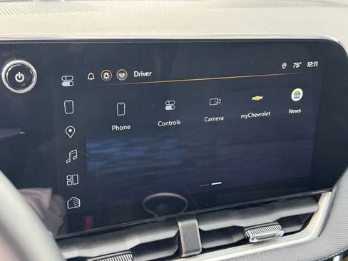 Used 2025 Chevrolet Equinox LT image 17