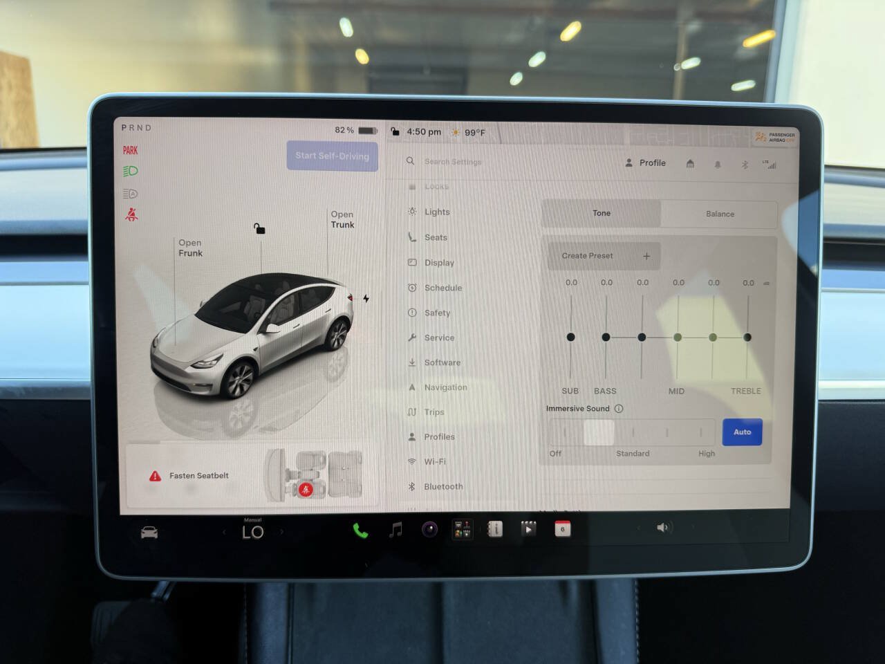Used 2024 Tesla Model Y Long Range AWD/4WD image 31