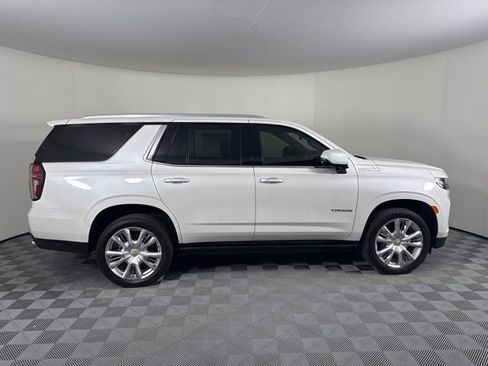 Used 2021 Chevrolet Tahoe High Country w/ Premium Package image 2