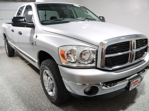 Used 2007 Dodge Ram 2500 Truck SLT image 5