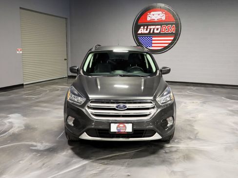 Used 2018 Ford Escape SE AWD/4WD image 2