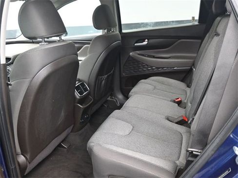Used 2020 Hyundai Santa Fe SE image 12