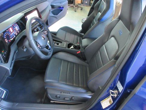 Used 2022 Volkswagen Golf R AWD/4WD image 7