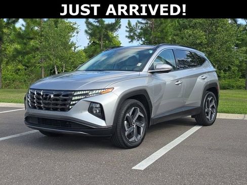 Certified 2024 Hyundai Tucson Limited AWD/4WD image 30