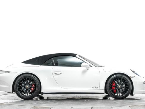 Used 2015 Porsche 911 Carrera GTS RWD image 18