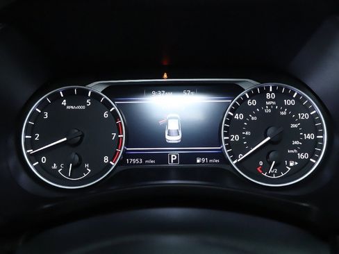 Certified 2024 Nissan Sentra SV w/ SV Premium Package image 25