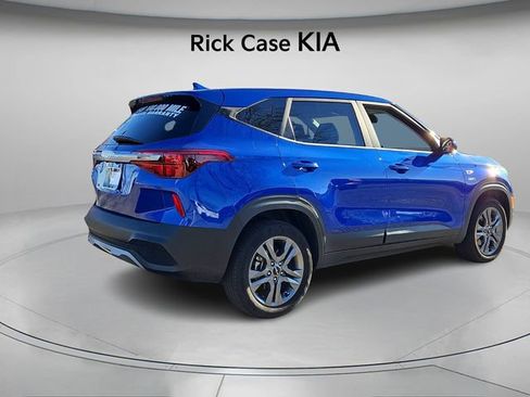 Used 2023 Kia Seltos LX image 8
