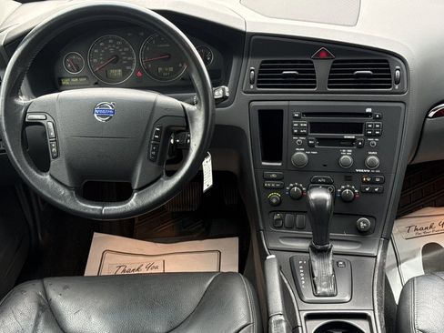 Used 2004 Volvo V70 2.5T image 26