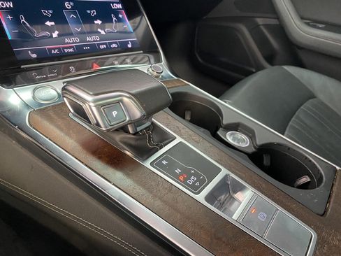 Used 2019 Audi A6 3.0T Premium Plus w/ Premium Plus Package AWD/4WD image 19