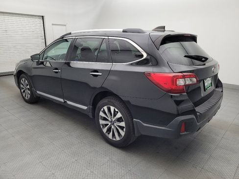 Used 2018 Subaru Outback 3.6R Touring AWD/4WD image 5