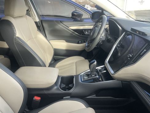 Used 2024 Subaru Outback Limited image 17