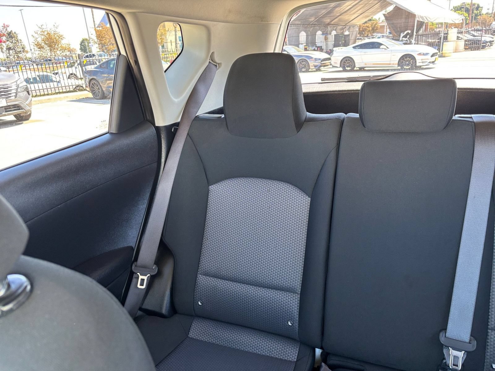 Used 2025 Kia Soul LX w/ LX Technology Package FWD image 38