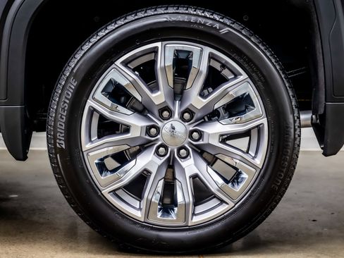 Used 2025 GMC Sierra 1500 Denali w/ Denali Reserve Package image 39