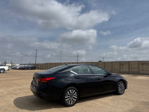 Certified 2026 Nissan Altima 2.5 SV AWD/4WD image 22