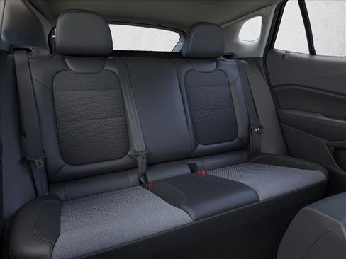 New 2026 Chevrolet Trax LT FWD image 17