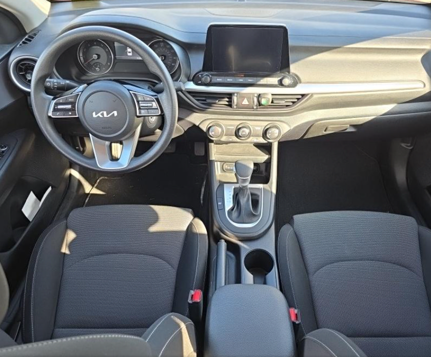 Used 2024 Kia Seltos LX AWD/4WD image 4