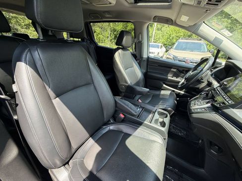 Used 2023 Honda Odyssey Touring image 27