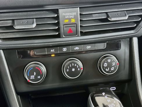 Used 2024 Volkswagen Jetta S FWD image 23