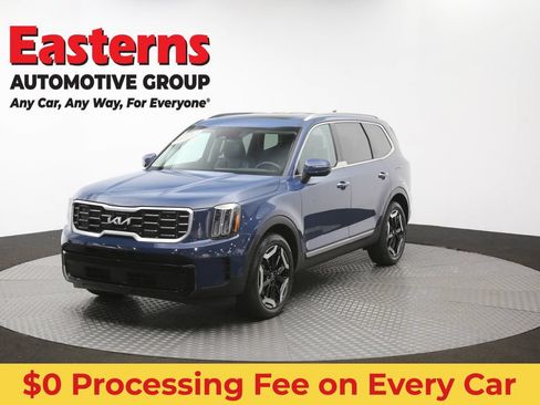 Used 2025 Kia Telluride S FWD image 57